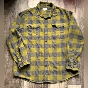 Men's XL Sonoma green and gray Plaid Flannel Shirt